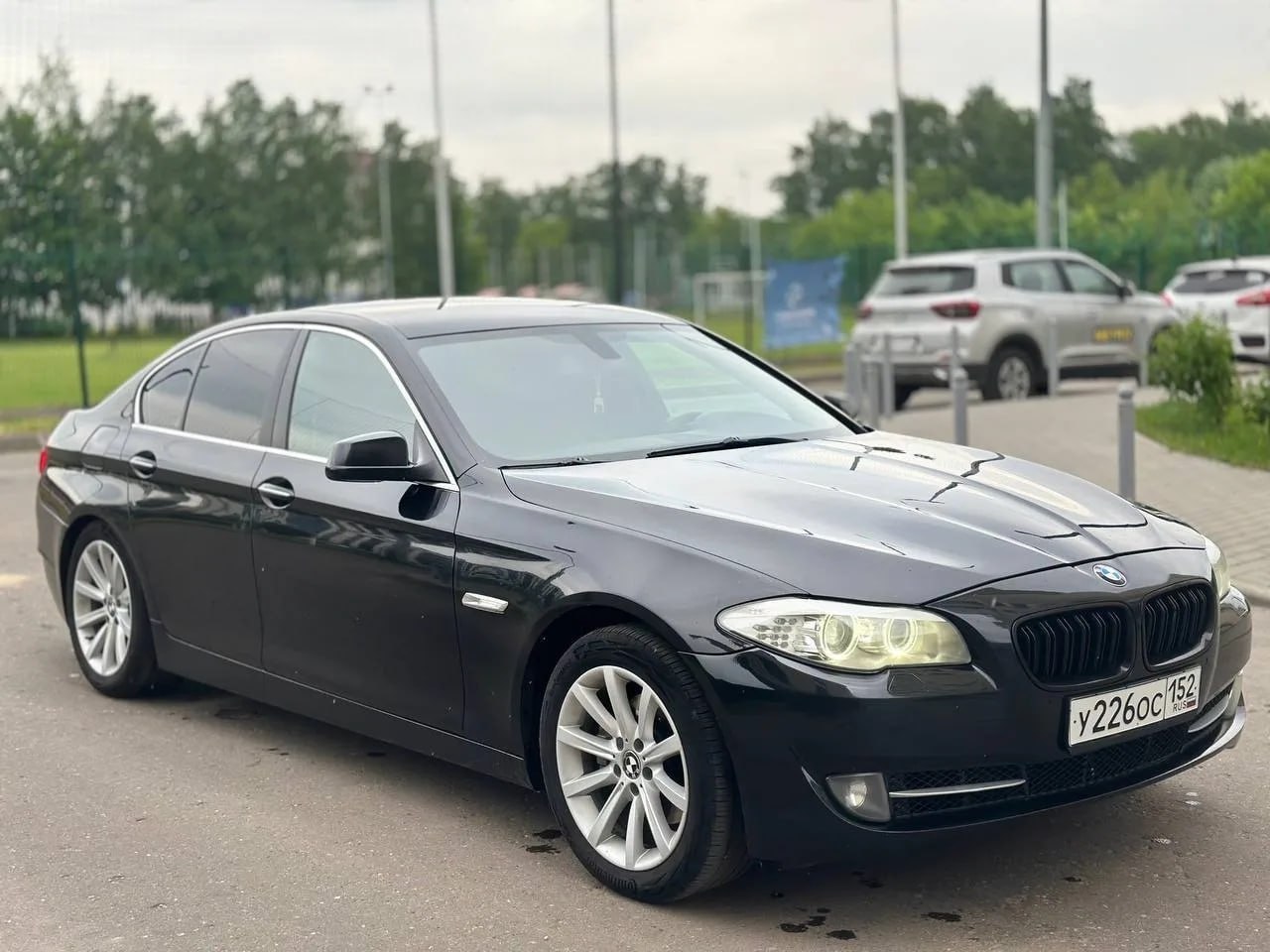 BMW 528i
