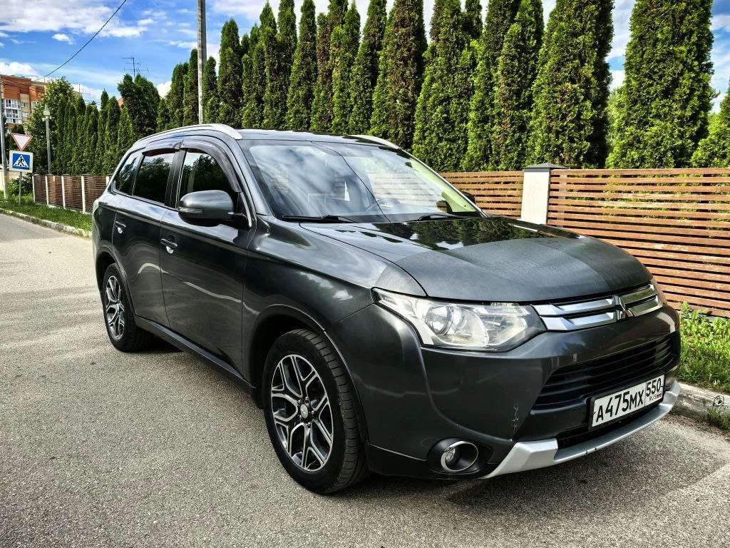 Mitsubishi Outlander